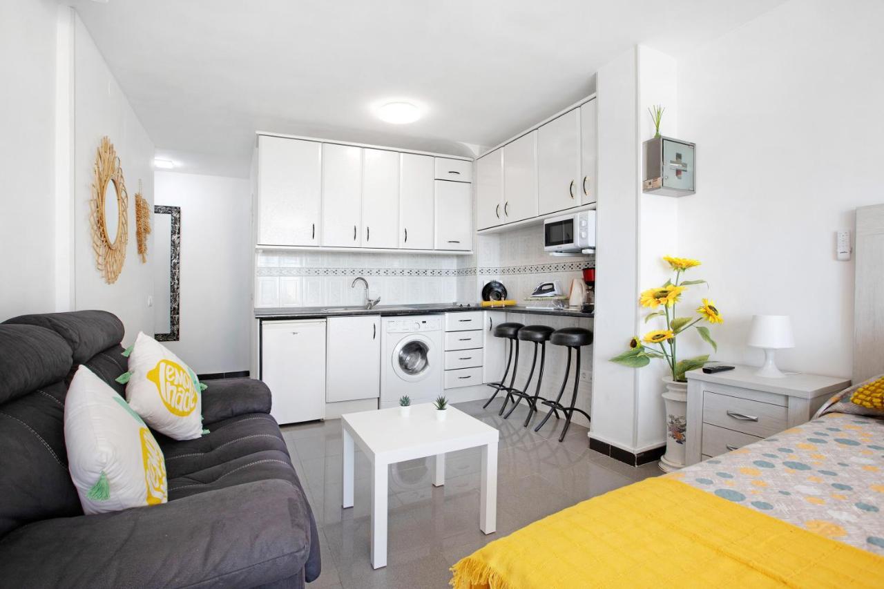 Bulto Carihuela B Apartment Торемолинос Екстериор снимка