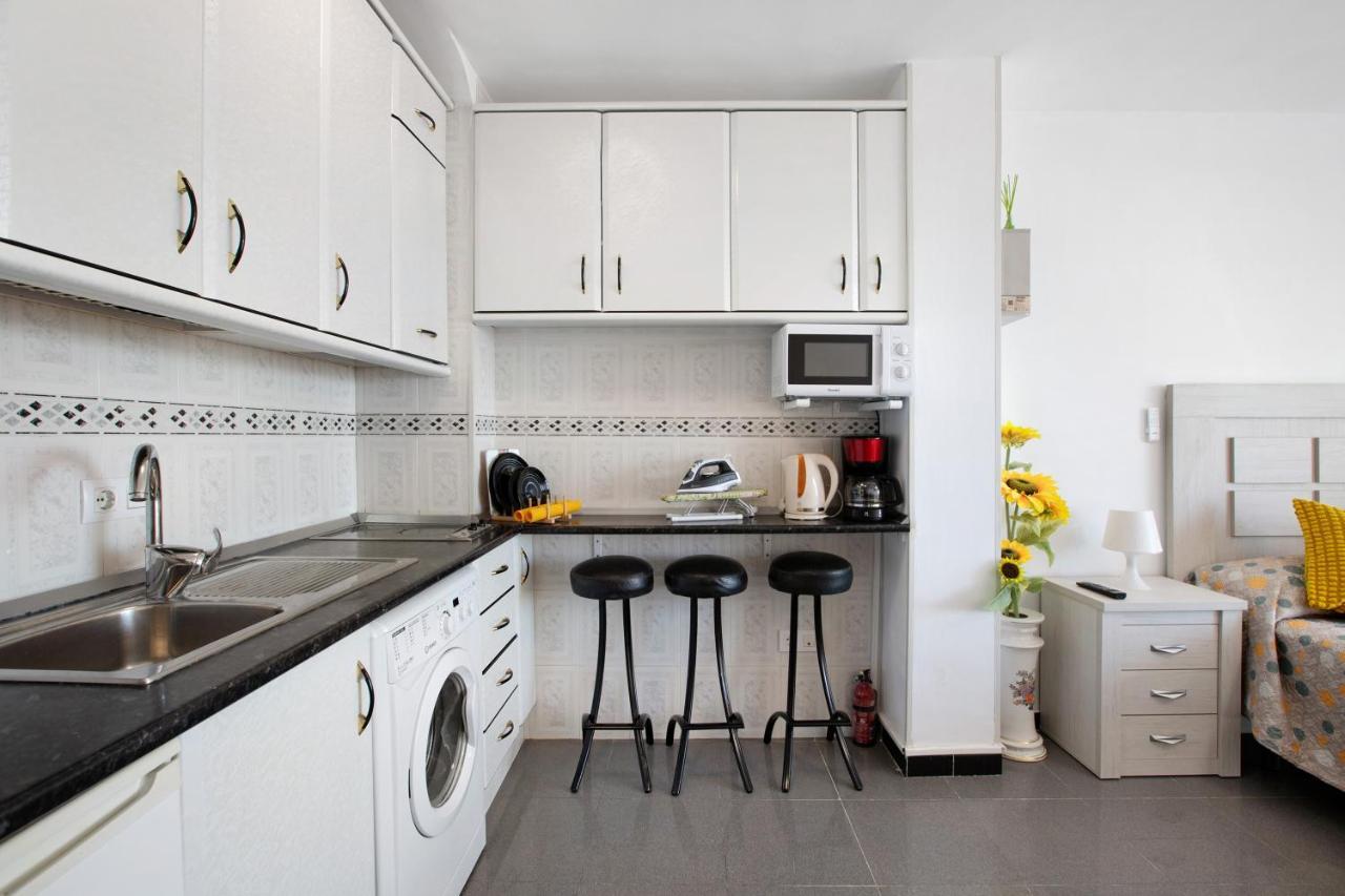 Bulto Carihuela B Apartment Торемолинос Екстериор снимка